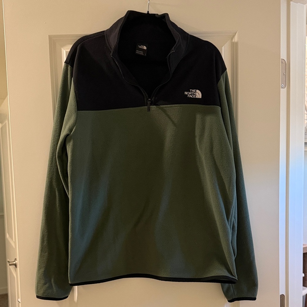 The North Face Green and Black Quarter-Zip Fleece